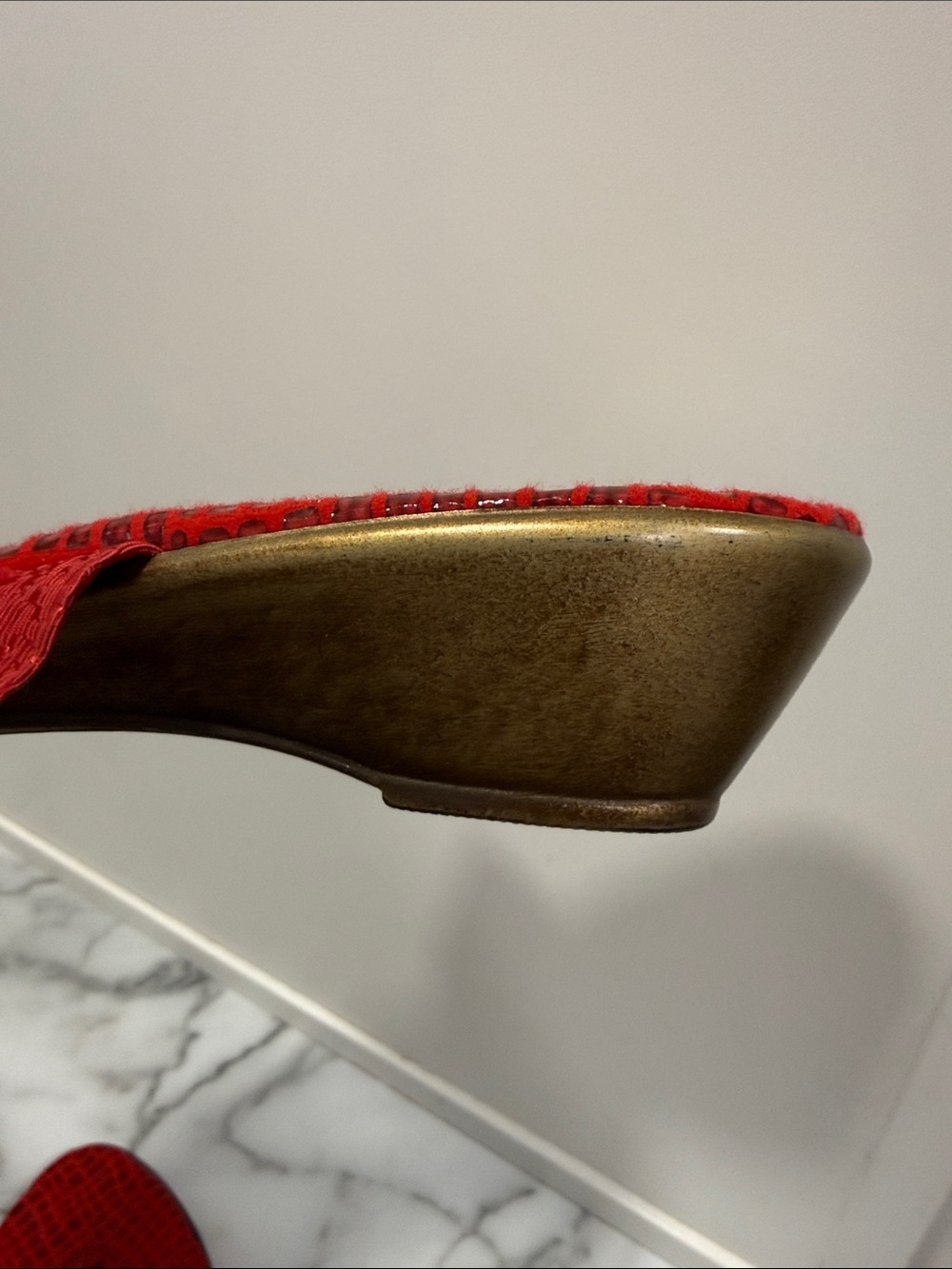 Love and Liberty brand women's wedge red slide sandals size 40 - Picture 5 of 6